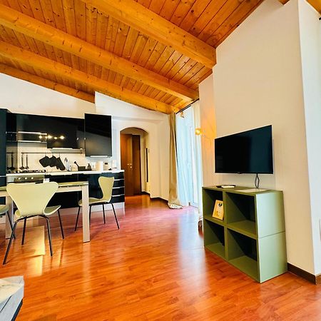 Crops City Stay Apartment 14 Триест Экстерьер фото